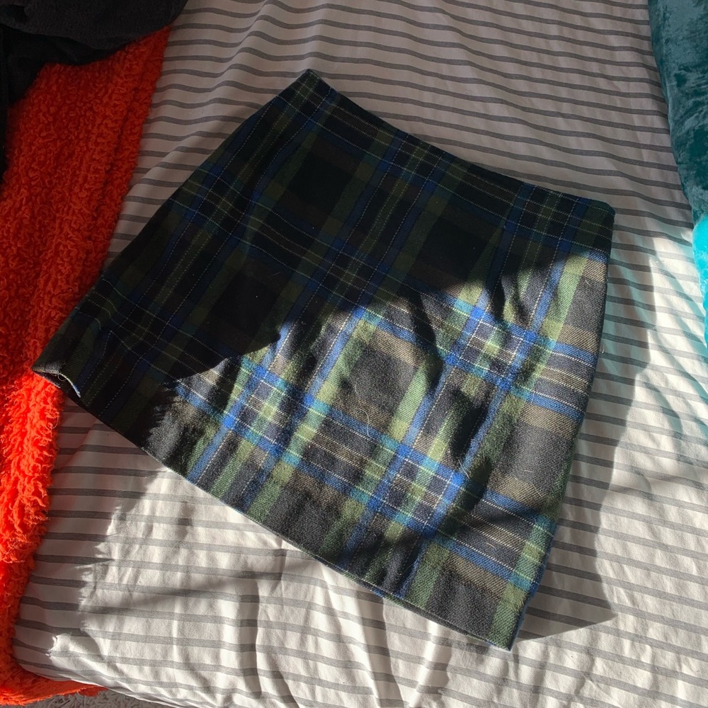 Green plaid mini skirt